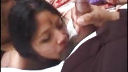 सुनहरे बालों वाली वह फुल मूवी सेक्सी वीडियो पुरुष fucks लड़की