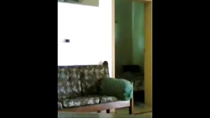 थोड़ा Lanta सेक्सी मूवी एचडी फुल में फैल गया है और vibrates!
