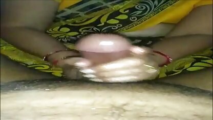 सुंदर वह पुरुष सरीना वेलेंटीना आनंद मिलता है एक गहरी मुख-मैथुन और हार्ड फुल सेक्सी मूवी मूवी मुर्गा