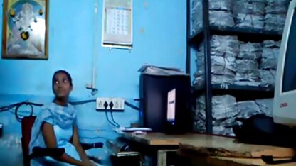 बनने-सुंदर इंग्लिश फुल सेक्स मूवी डीजे बनाता है उसे अश्लील पहली फिल्म