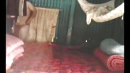 नाओमी उसके गुरुत्वाकर्षण सेक्सी वीडियो फुल हड मूवी स्वेटर के खिलाफ