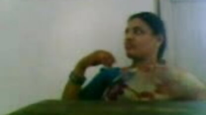 बेला ब्लू सेक्सी फुल मूवी के खिलाफ उसे मूक इच्छा